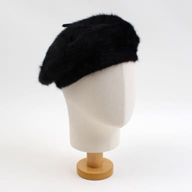 Long Fur Black Beret