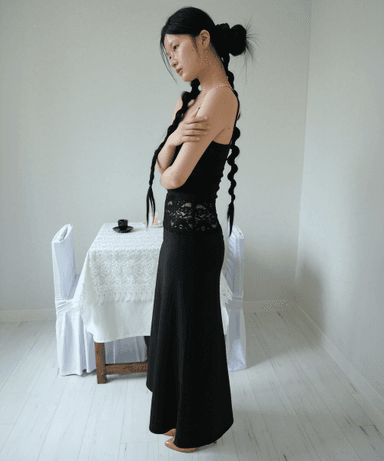 Lace Meadow Dress *Black