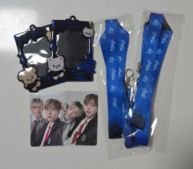 Seungmin Hyunjin T-Taz Photocard (+Lanyard)