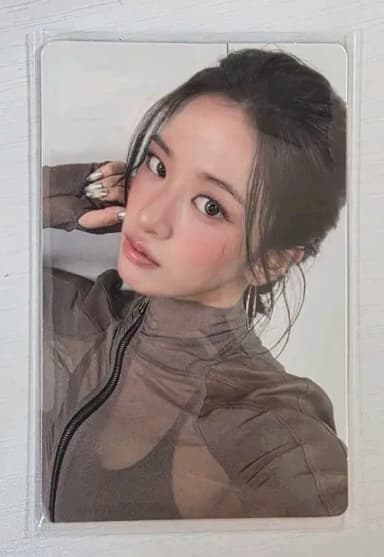 Ive Ahn Yujin Factory Poca Lux & Kill ive