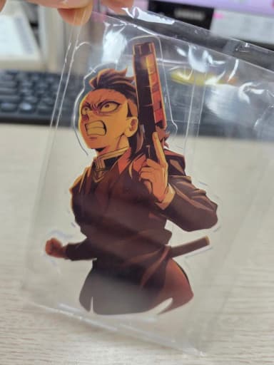 Upottable Infinity Genya Acrylic Stand